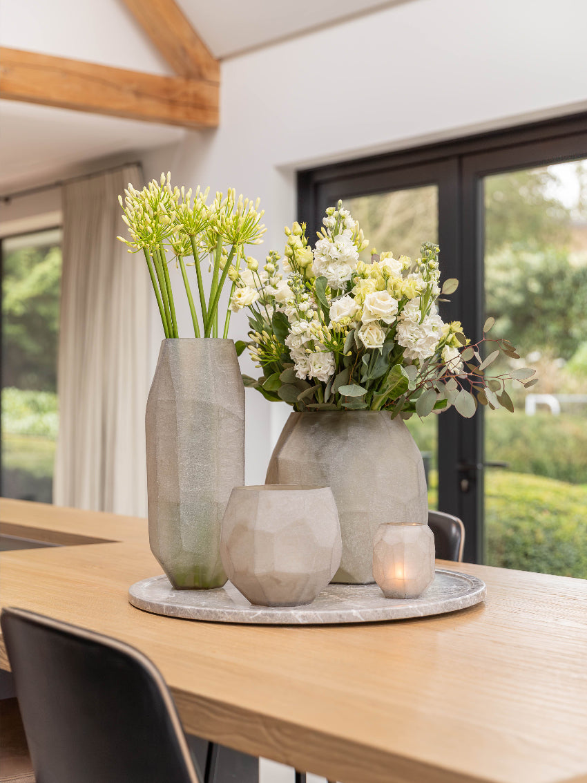Bungil frosted vase