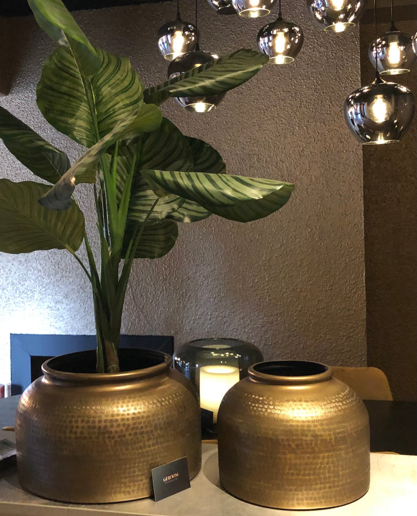 Planter antique finish