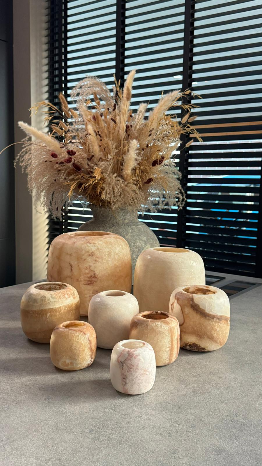 Alabaster theelichthouders rond