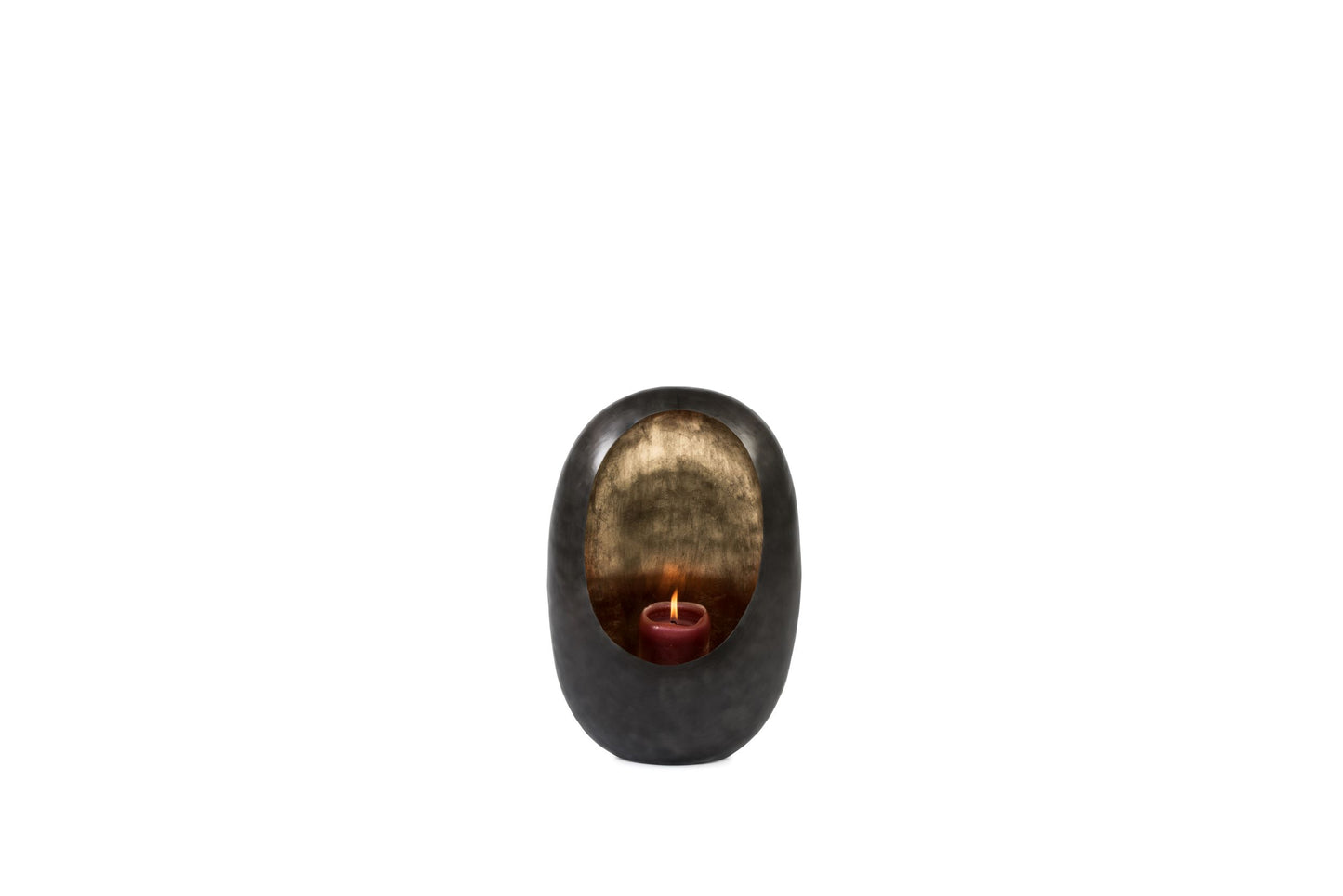 Standing egg with gold leafing inside