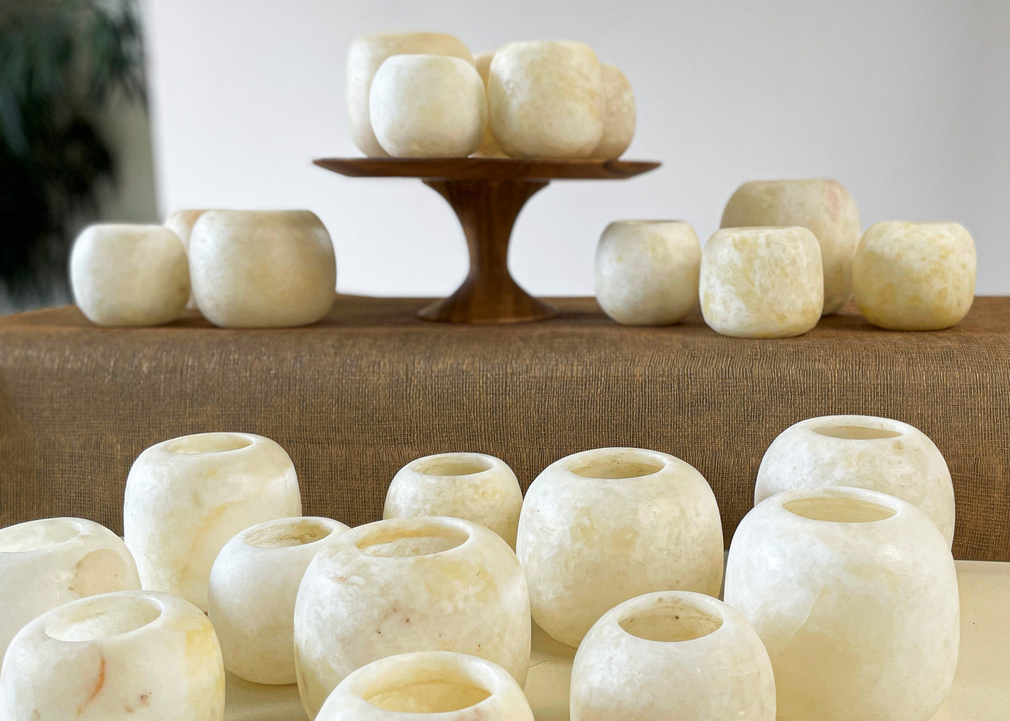 Alabaster theelichthouders rond