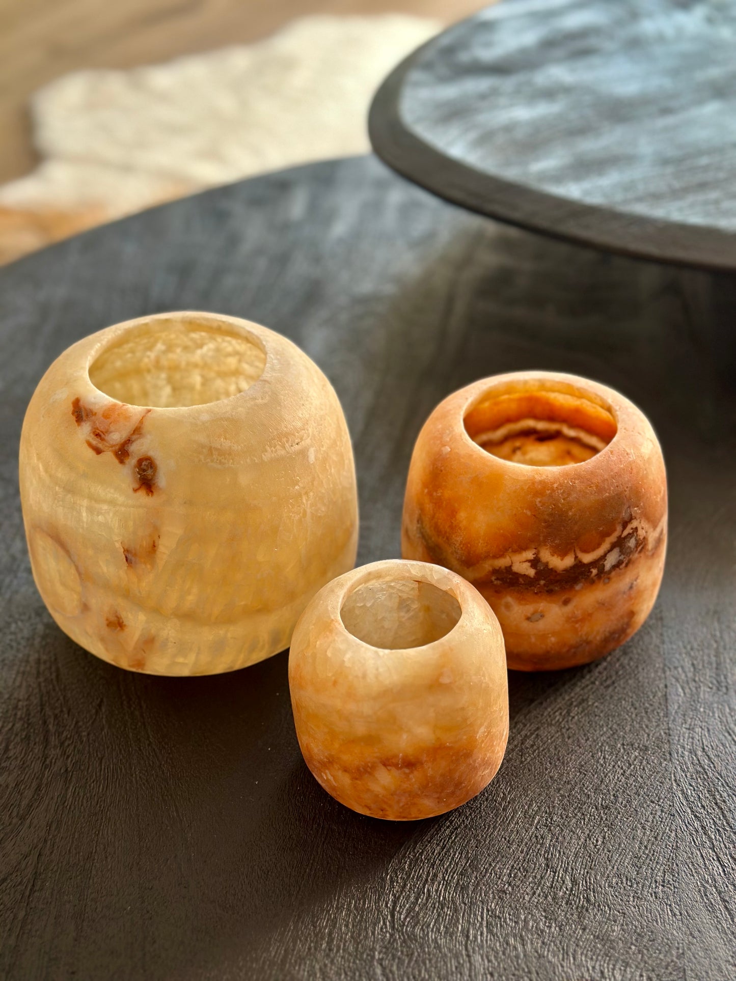 Alabaster theelichthouders rond