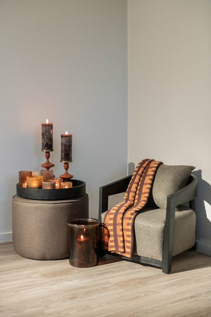 Club Chair grey on black brushed wood