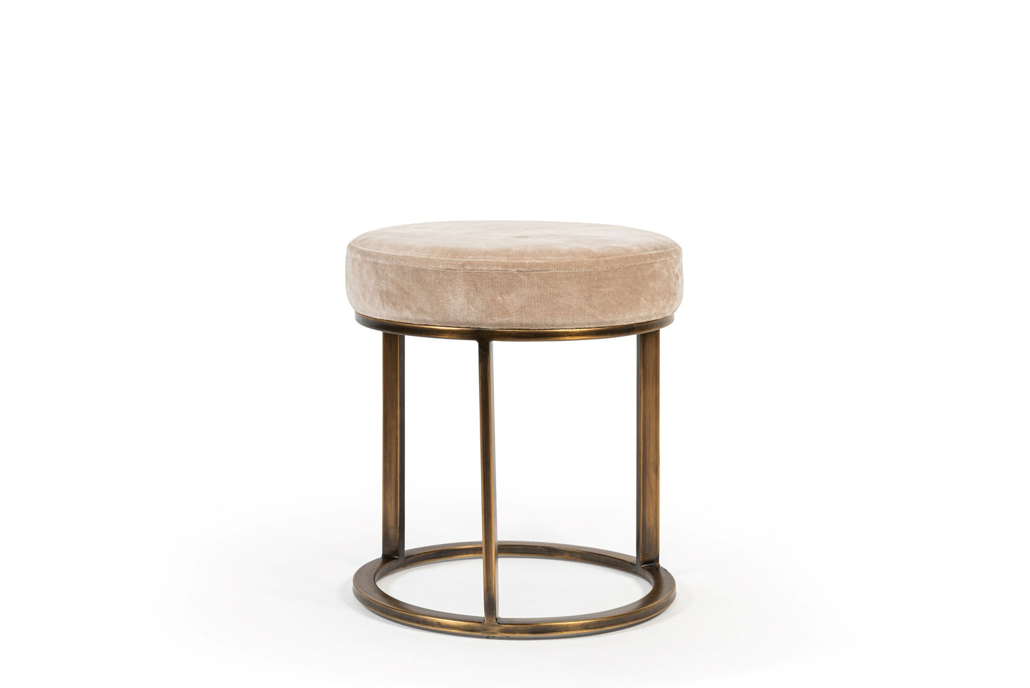 Pouf with velvet seat.