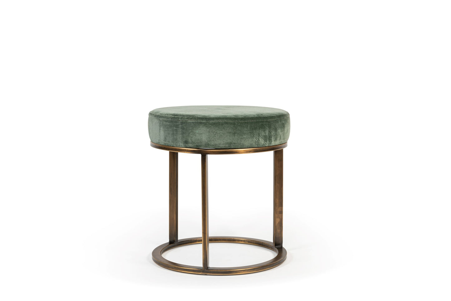Pouf with velvet seat.