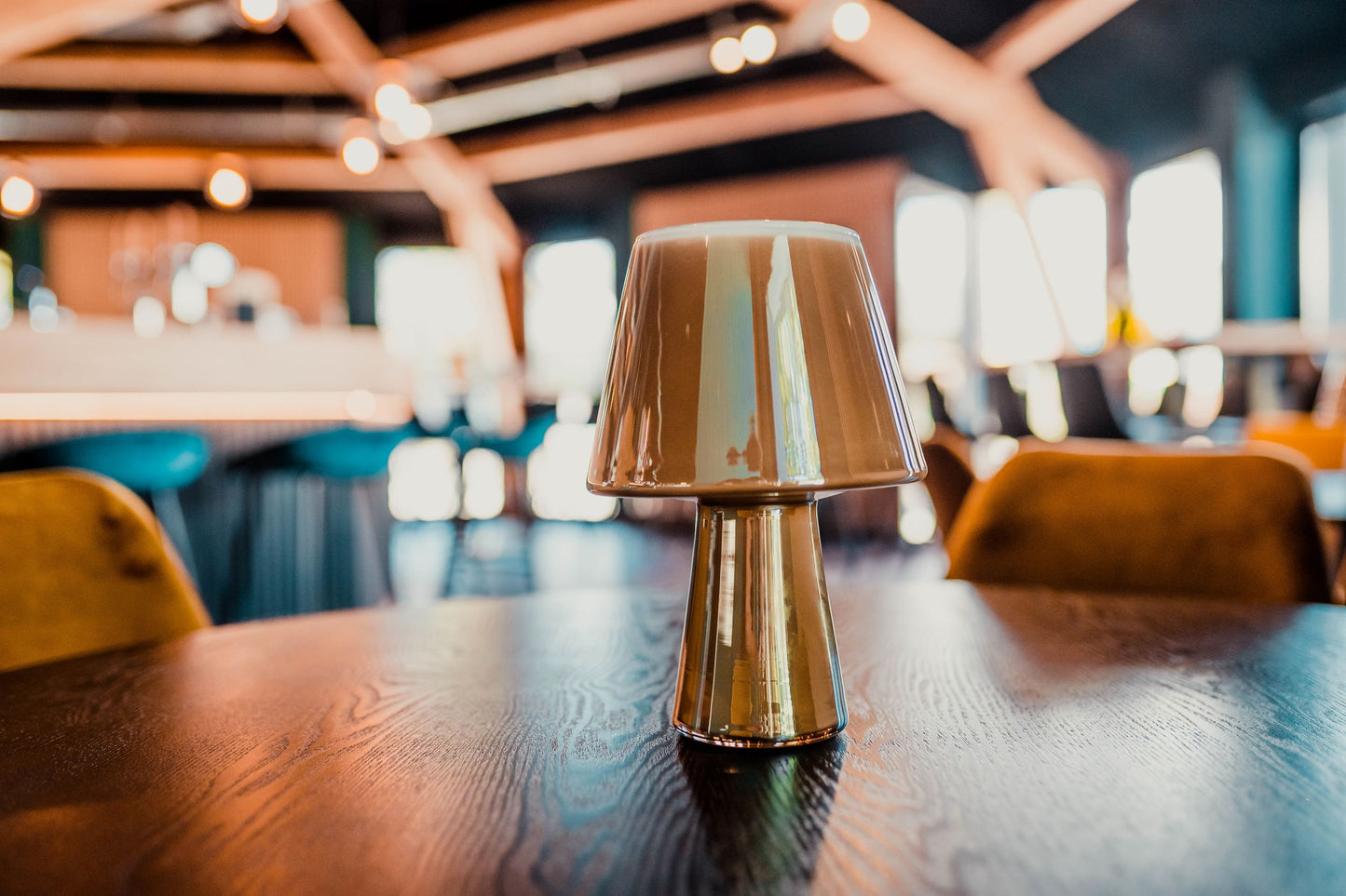 Lampadaire beige luster